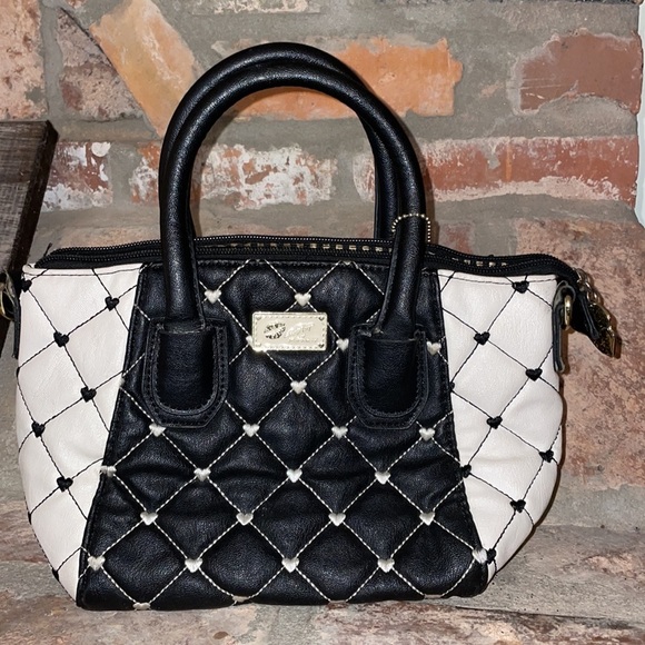 Luv Betsey by Betsey Johnson Black & White Quilt Pattern Embroidered Hearts Bag - Picture 8 of 8